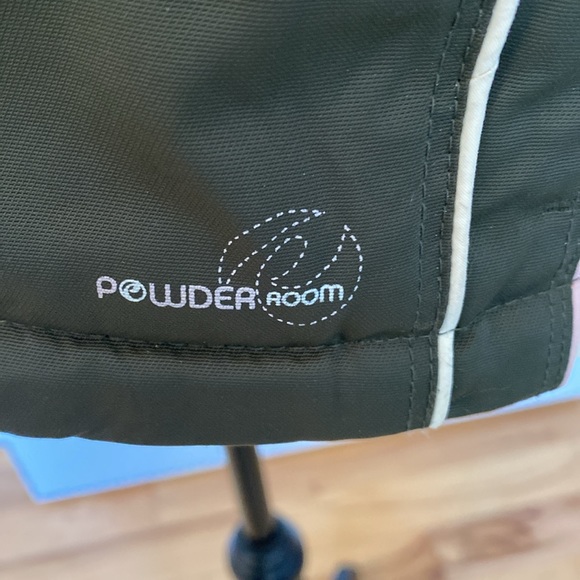 Powder Room Snowboarding jacket. - Picture 11 of 13